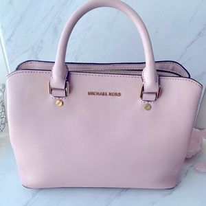Michael Kors Handbag (Light Pink)